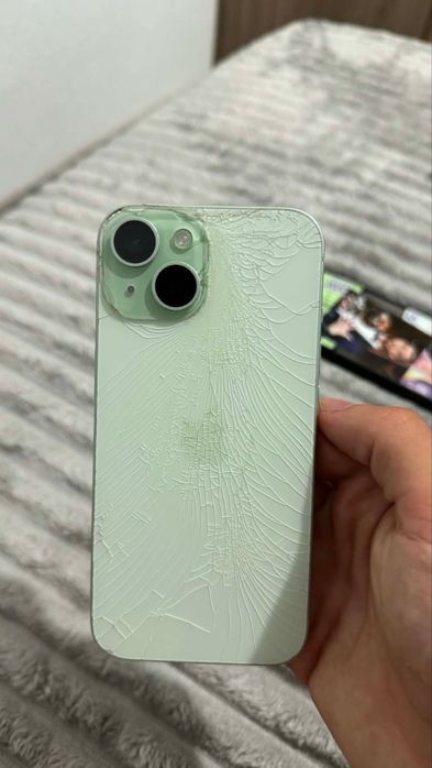 iPhone 15 128gb