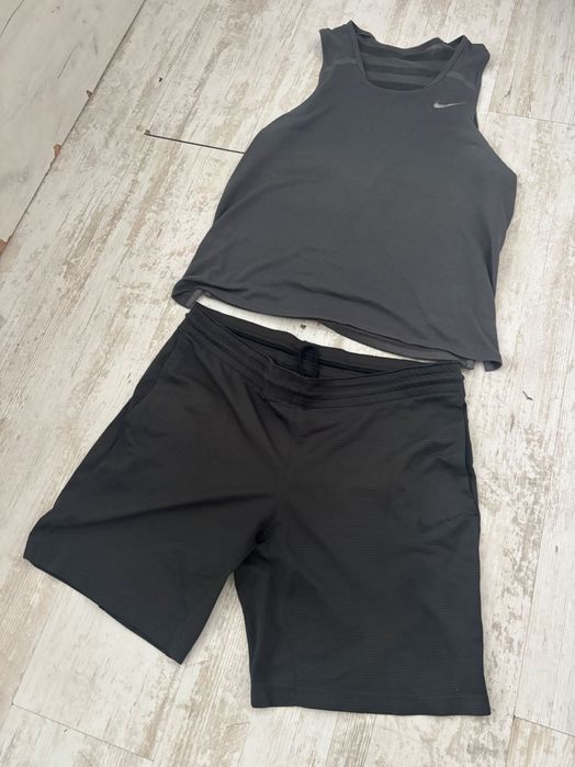 NIKE фитнес екип