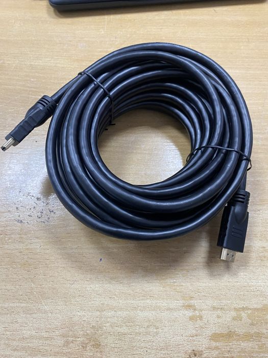 HDMI и VGA кабель