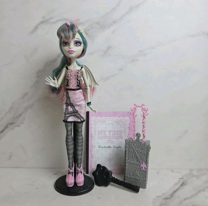 Рошель Скариж монстер хай