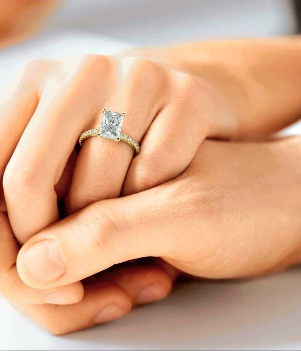 Inel ,diamant ,unicat,2,26CT,aur 14 k,Brilliant