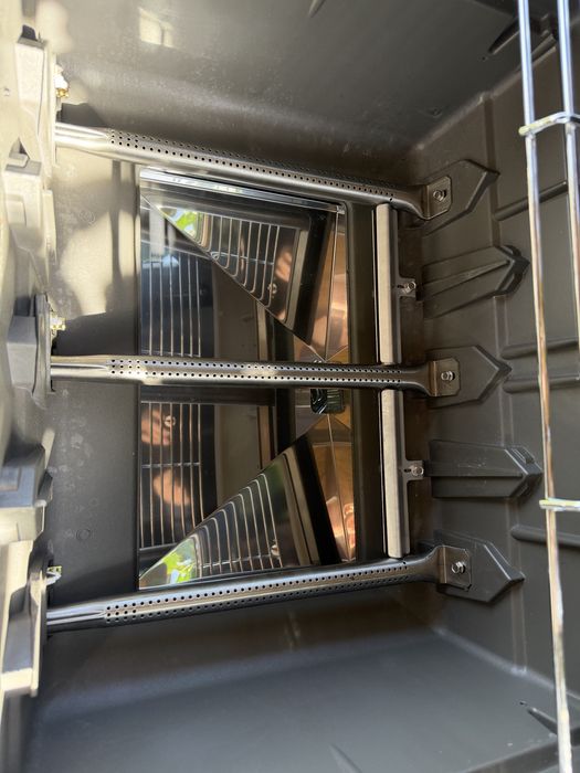 Grill Napoleon Rogue 425 Nou