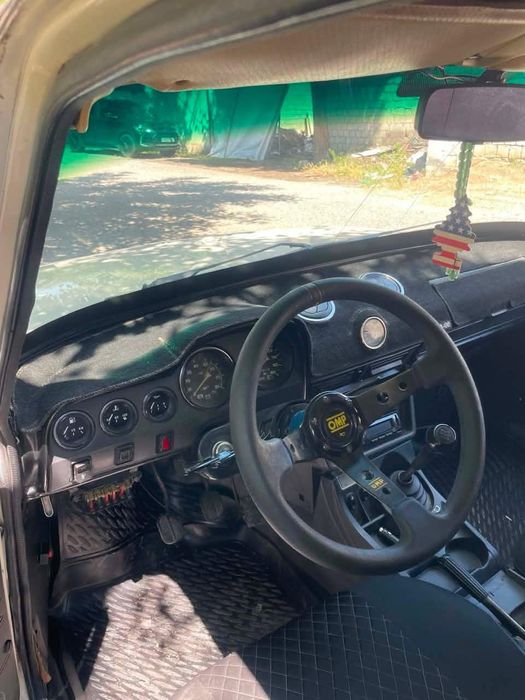Vaz 2106 sotiladi