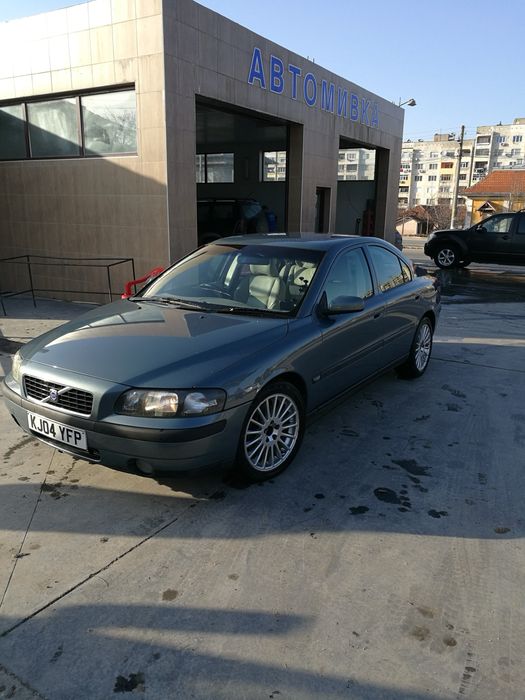 Volvo S60 2.3 T5 на части