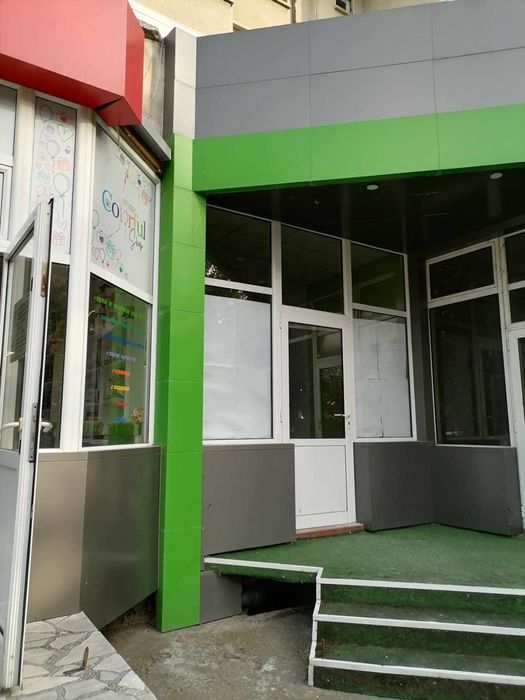 Дава се под наем Магазин в Левски - 40 кв.м за 102 € - Снимка #1