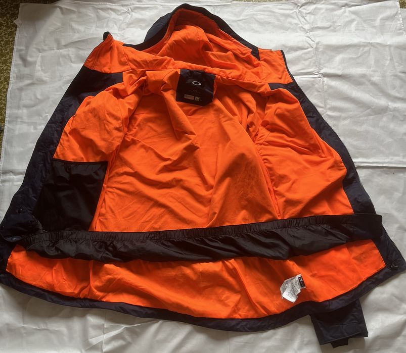 Oakley,оригинално яке за сноуборд