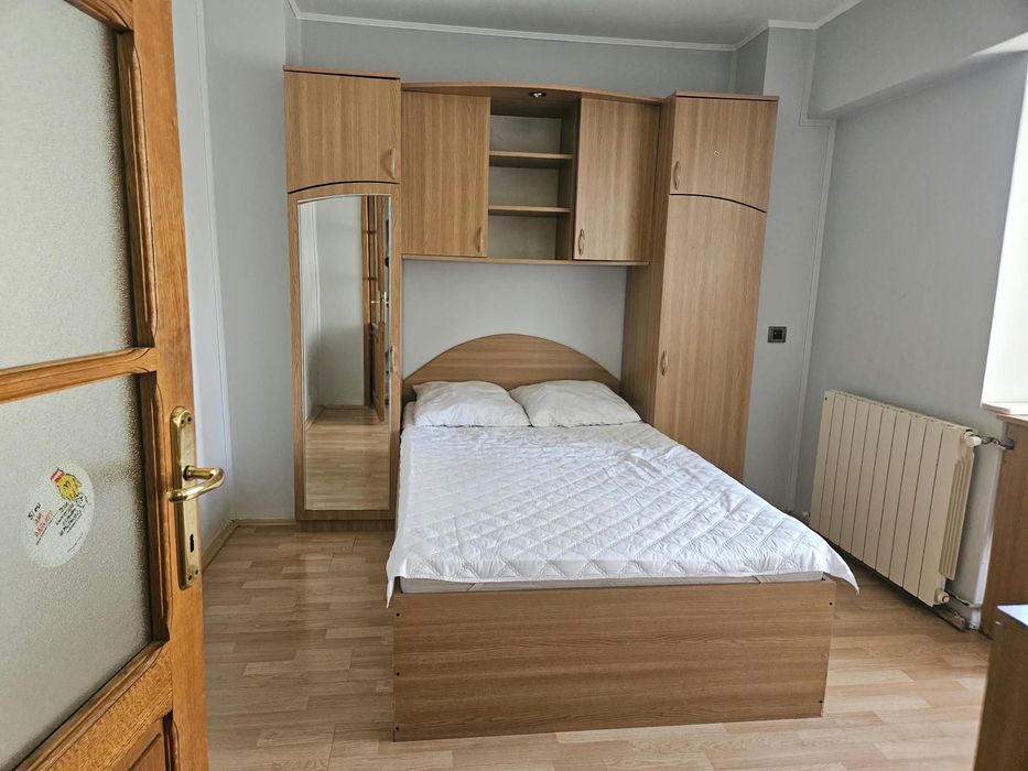 Apartament 3 camere centru piata