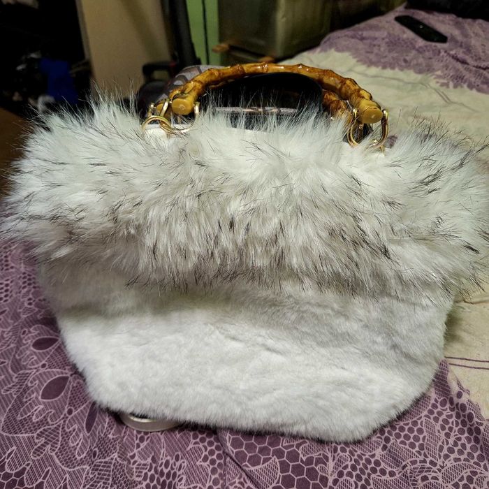 Продавам чанти много запазени