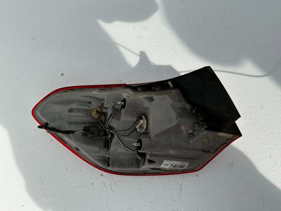 Tripla Lampa Stop Dreapta Aripa Caroserie Opel Astra J Caravan Combi Break 2009 - 2016 Cod 13282243