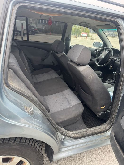 Skoda Octavia 1.6sr Avu