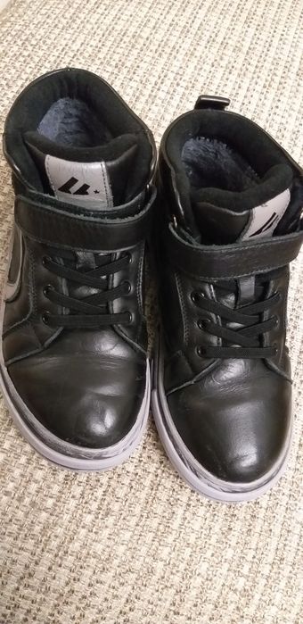 Ботинки  зимнии кожаные  подростковые