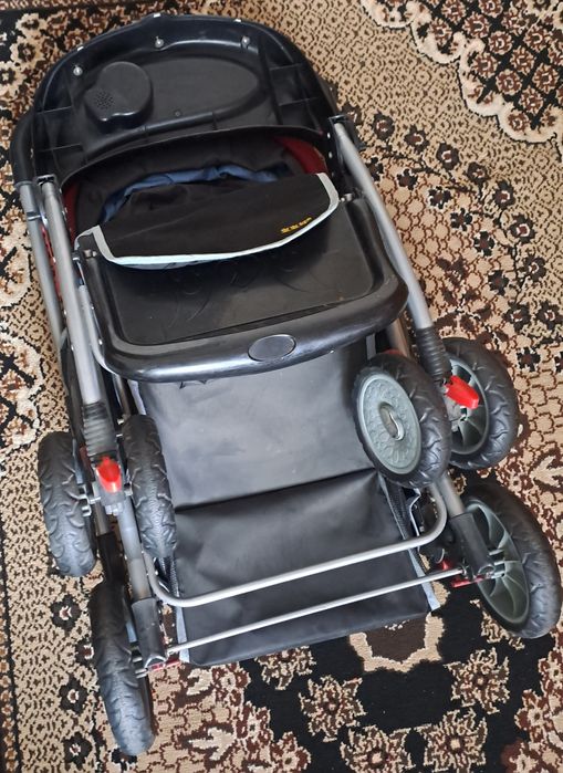 Коляска состаяние хорошое.  Коляска