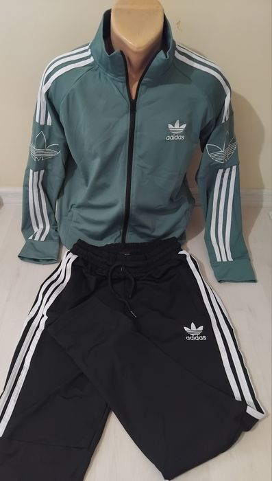 Treninguri baieti Adidas si Nike de primăvară.