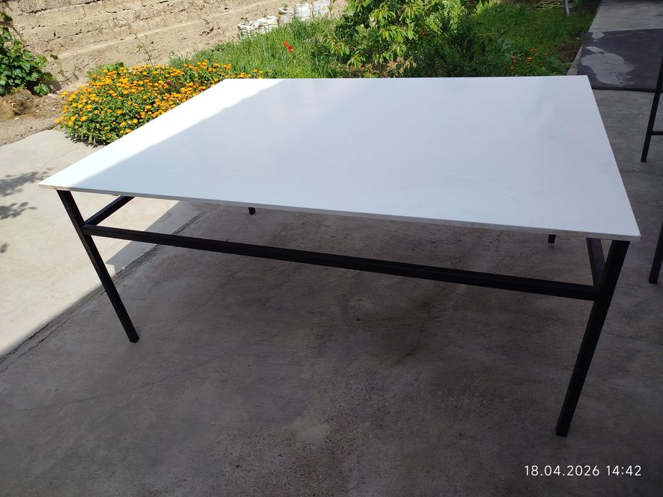 Stol bor hamir qilishga