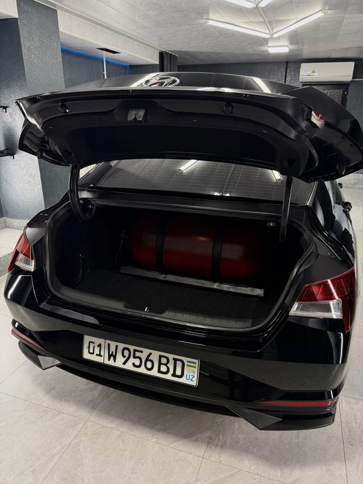 Hyundai Elantra 2021 Qora Ideal Xolatda Metani bor Kreditga 800 bilan!