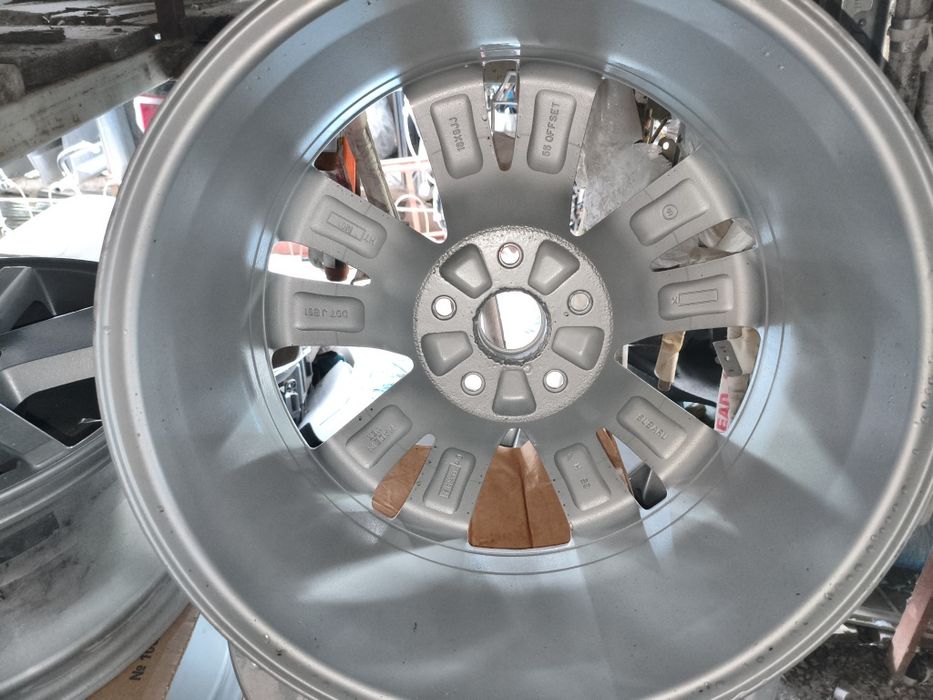 Продам диски на subaru tribeca 2008