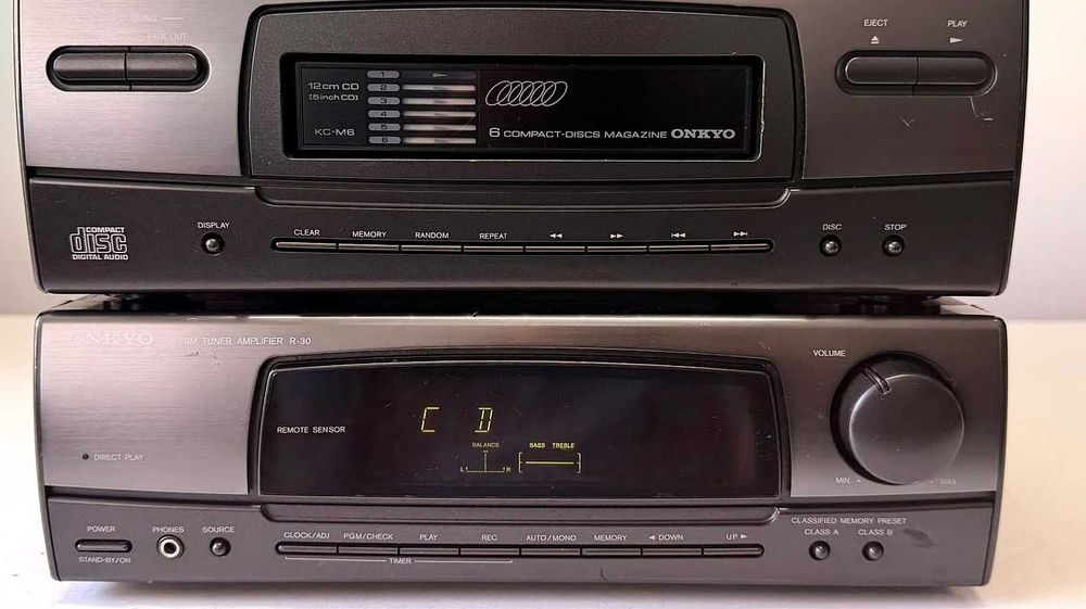 Amplificator Onkyo Premium R-30 Tuner Amplifier & C-M70 CD Changer – Pachet Rar
