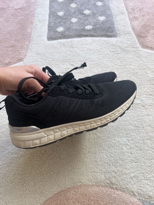 Дамски маратонки 38