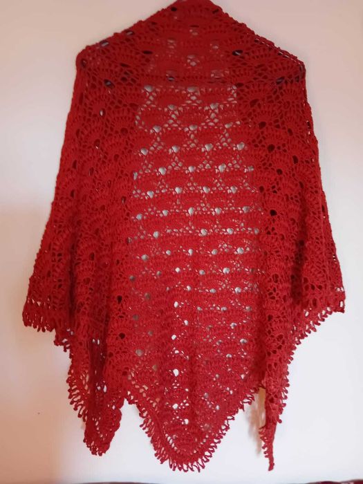 Vând saluri crosetate manual