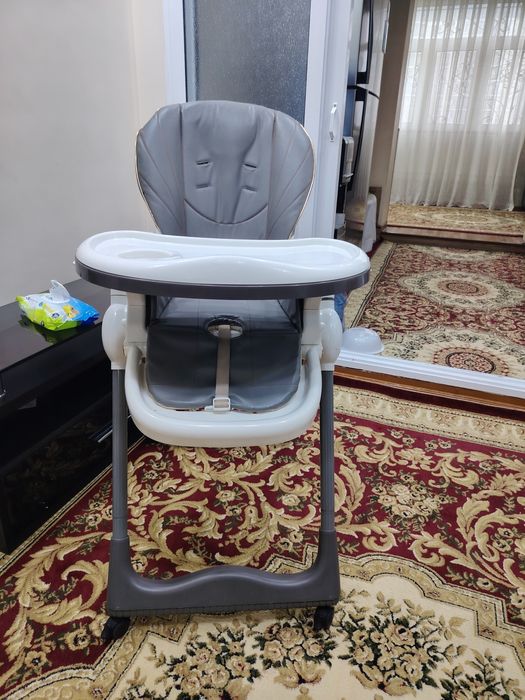 Обеденный стол-стул для малышей