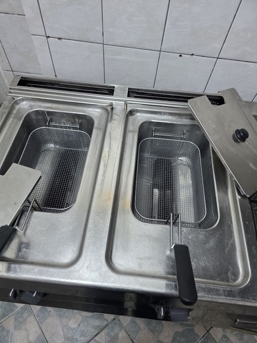 Fripteuza dubla pe gaz