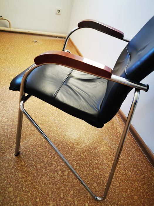 Продам стулья б/у