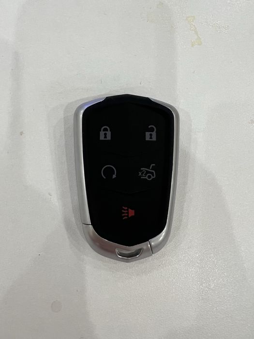 Корпус ключа от кадилак ескалайд