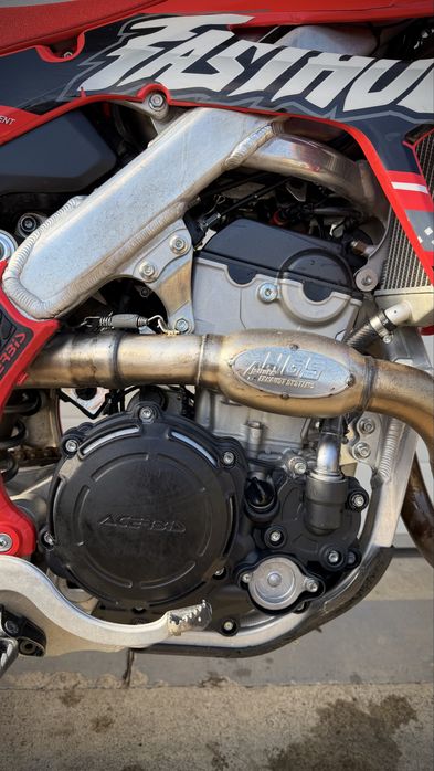 HONDA CRF 250 R an 2023