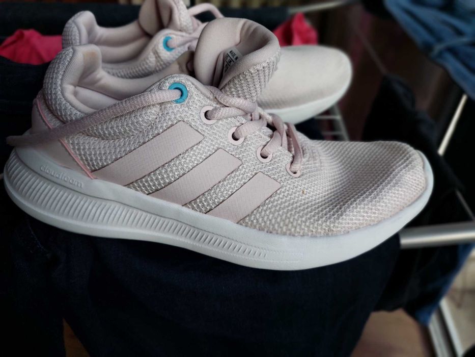 Маратонки за момиче 37,5 номер