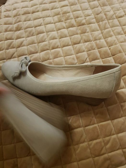 Обувь женская...