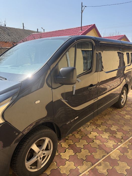 Renault Trafic 2015 – 1.6 120 CP TVA DEDUCTIBIL