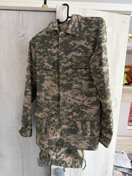 Продам форму военную