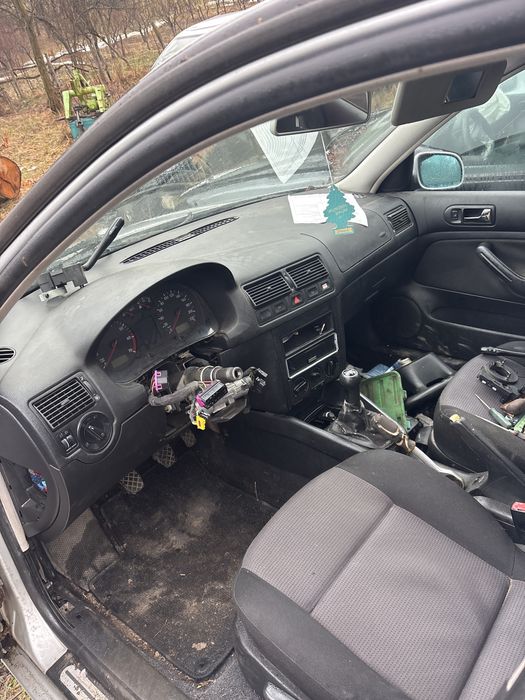 Piese/Fața completa vw golf 4 benzina