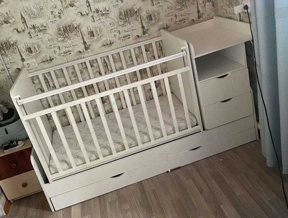 Детская кроватка продам