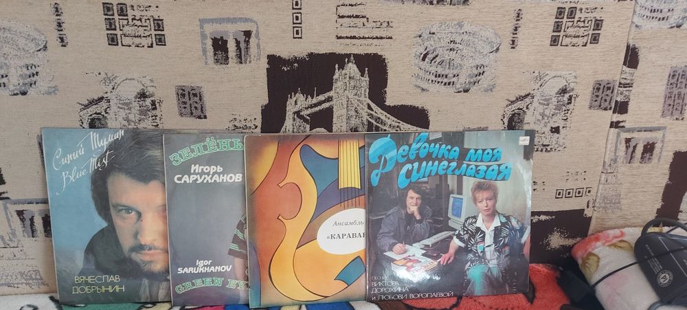 Продам пластинки 700 т