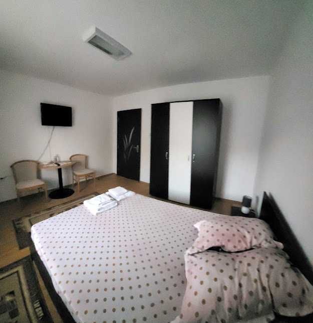 casa de vacanta de inchiriat