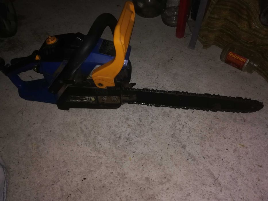 Einhell RBK 3735 бензинов моторен трион