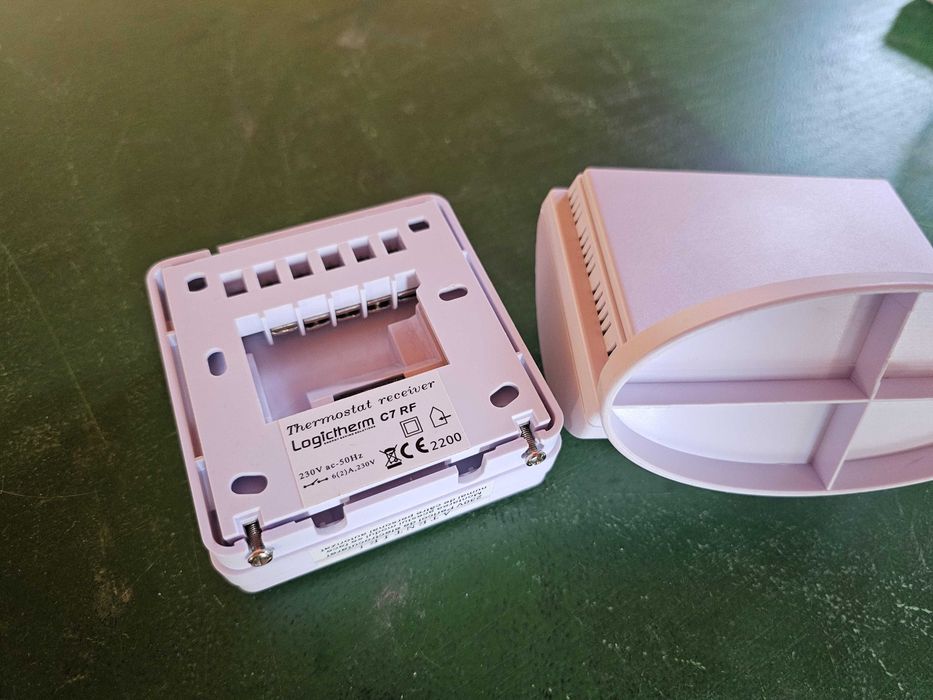 Termostat wireless Logictherm C7RF programabil pentru centrală