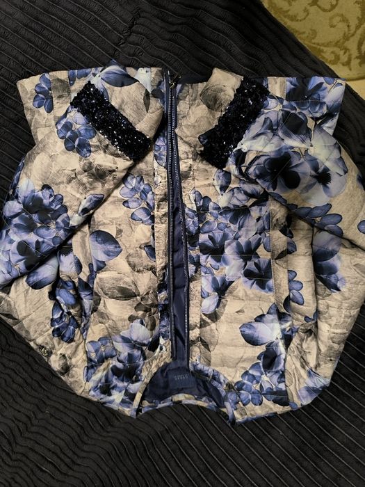Куртка Guess. Осень -весна. Размер 46