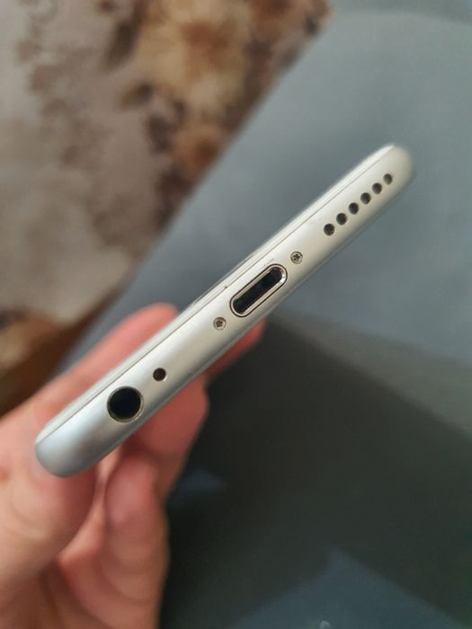 Iphone 6s 32/64 бял/ white