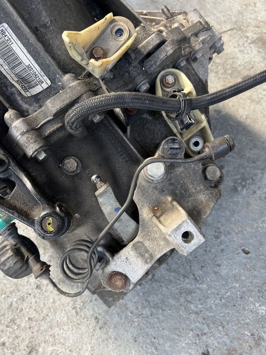 Cutie viteze megane 3 1.6 dci euro 5 an 2013  320104219R