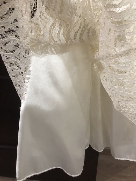 Продам комплект (пальто и платье)