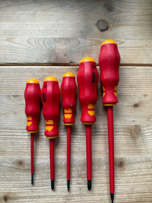 Set 6 surubelnite izolate Wurth VDE 1000V, capete PH1, PH2