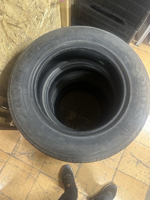 205/65/16 шины комплект