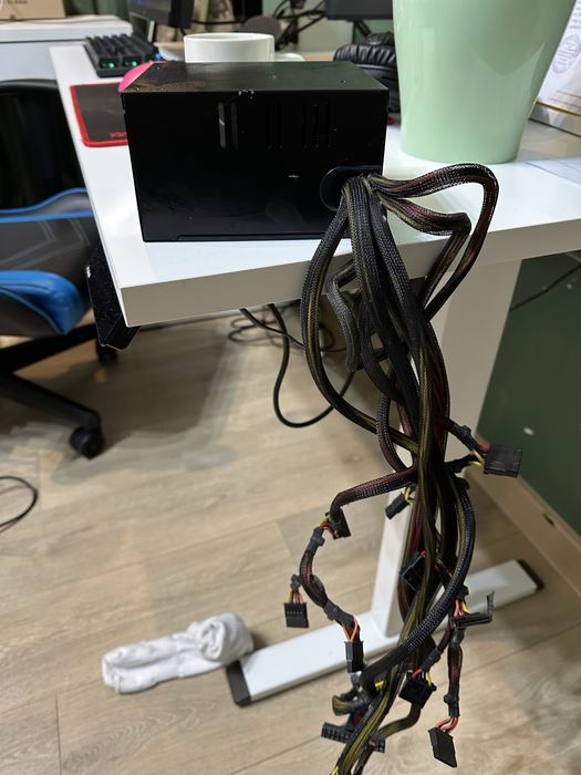 Блок питания Cougar STX 750