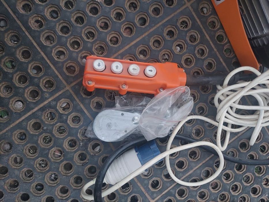 Лебетка рельосовый