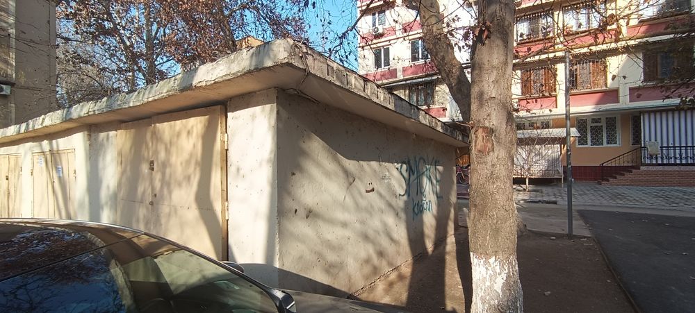 Продаётся или Сдаётся на аренду Бетонный гараж