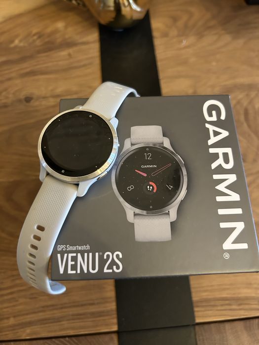 Vand ceas Garmin Venu 2s