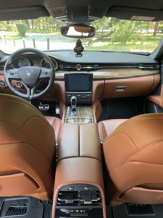 Maserati Quattroporte SQ4 - Schimb / Vand