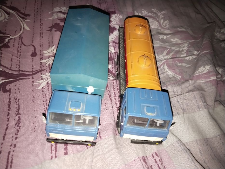 Продам машинки камазы игрушки СССР